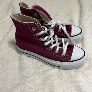 WOMENS CHUCK TAYLOR ALL STAR HIGH TOP PLATFORM SNEAKER